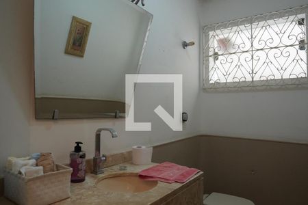 Lavabo de casa para alugar com 3 quartos, 210m² em Sumaré, São Paulo