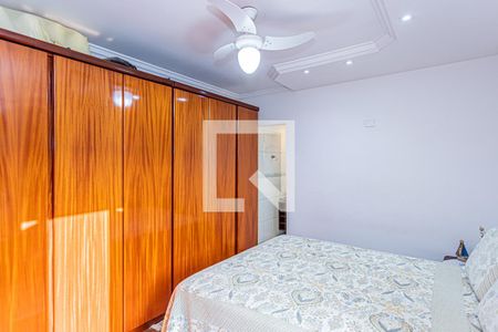 Suite de casa à venda com 3 quartos, 185m² em Jardim Líbano, São Paulo