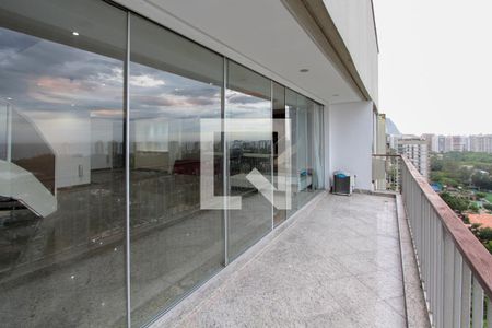 Varanda de apartamento para alugar com 4 quartos, 380m² em Barra da Tijuca, Rio de Janeiro