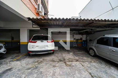 Casa à venda com 220m², 3 quartos e 2 vagas Casa à venda com 220m², 3 quartos e 2 vagasGaragem