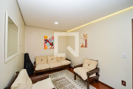 Casa à venda com 220m², 3 quartos e 2 vagas Casa à venda com 220m², 3 quartos e 2 vagasQuarto 3