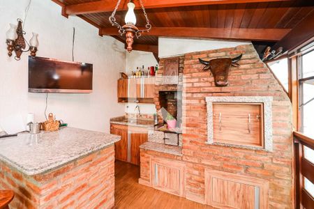 Casa à venda com 220m², 3 quartos e 2 vagas Casa à venda com 220m², 3 quartos e 2 vagasEspaço Gourmet