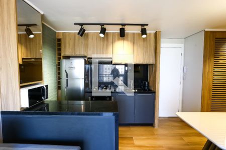 Cozinha de apartamento para alugar com 1 quarto, 39m² em Jardim Panorama, São Paulo