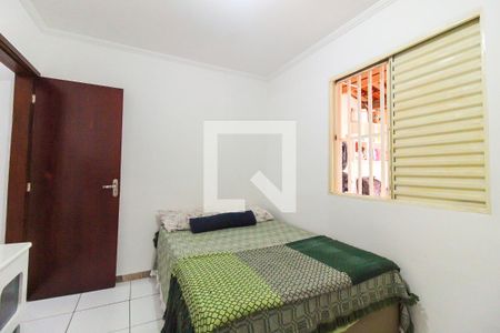 Quarto 1 de casa à venda com 3 quartos, 200m² em Vila Regina ( Zona Leste), São Paulo