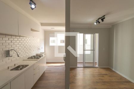 Sala de apartamento para alugar com 2 quartos, 53m² em Cemucam, Cotia