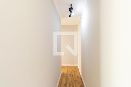 Corredor de apartamento para alugar com 2 quartos, 53m² em Cemucam, Cotia