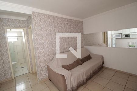 Sala de apartamento para alugar com 2 quartos, 47m² em Brasil, Uberlândia