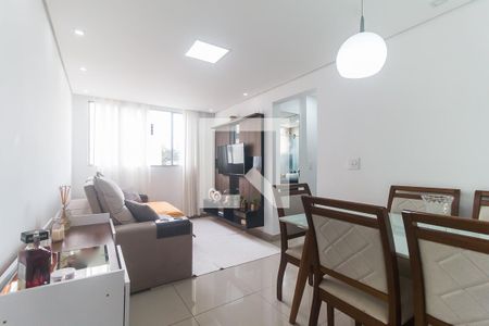 Sala/Sala de Jantar de apartamento para alugar com 2 quartos, 56m² em Cézar de Souza, Mogi das Cruzes