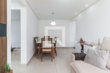 Sala/Sala de Jantar de apartamento para alugar com 2 quartos, 56m² em Cézar de Souza, Mogi das Cruzes