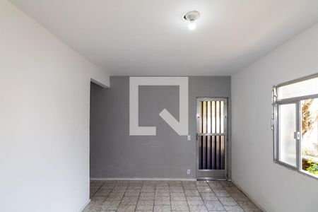 Sala de apartamento para alugar com 1 quarto, 40m² em Guaratiba, Rio de Janeiro