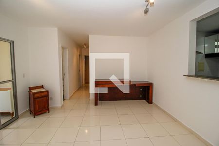 Sala de apartamento para alugar com 3 quartos, 88m² em Buritis, Belo Horizonte