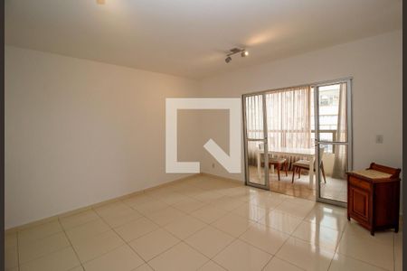 Sala de apartamento para alugar com 3 quartos, 88m² em Buritis, Belo Horizonte