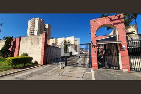 Foto 01 de casa à venda com 2 quartos, 60m² em Jardim Guairaca, São Paulo