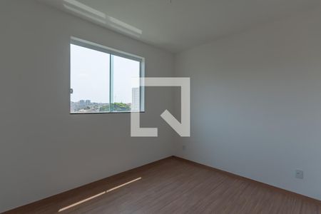 Quarto de apartamento à venda com 2 quartos, 110m² em Planalto, Belo Horizonte