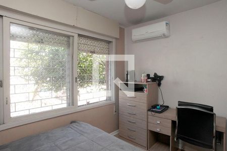 Quarto 2 de apartamento para alugar com 2 quartos, 71m² em Azenha, Porto Alegre