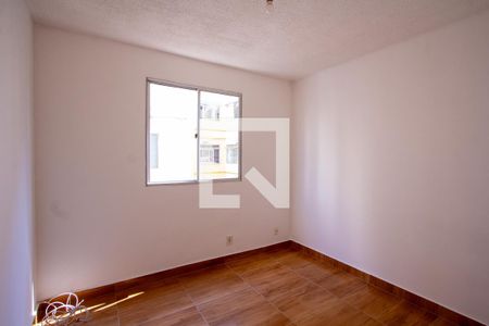 Quarto 2 de apartamento para alugar com 2 quartos, 43m² em Nova Cidade, São Gonçalo