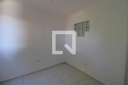 Quarto 1 de casa para alugar com 2 quartos, 100m² em Jardim dos Prados, São Paulo