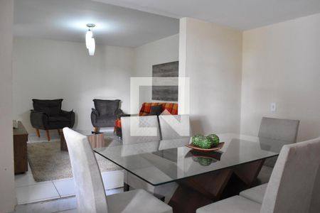 Sala de jantar de casa para alugar com 3 quartos, 150m² em Santa Cândida, Curitiba