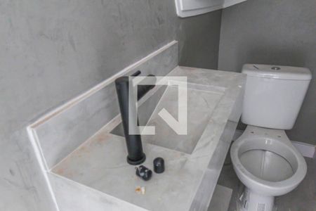 Lavabo de casa de condomínio para alugar com 3 quartos, 72m² em São Lucas, São Paulo