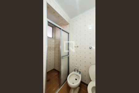 Banheiro de apartamento à venda com 1 quarto, 77m² em Bosque, Campinas