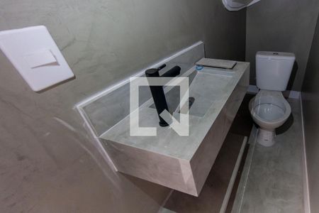 Lavabo de casa de condomínio para alugar com 3 quartos, 72m² em São Lucas, São Paulo