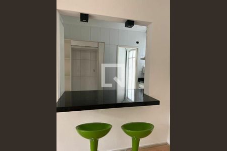 Apartamento à venda com 2 quartos, 69m² em Cerqueira César, São Paulo