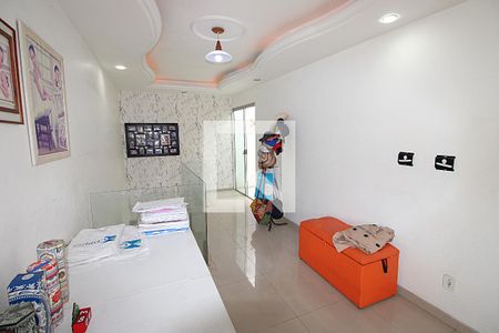 Hall dos quartos de casa à venda com 3 quartos, 140m² em Vila da Penha, Rio de Janeiro