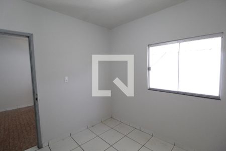 Quarto 1 de casa para alugar com 2 quartos, 70m² em Presidente Roosevelt, Uberlândia