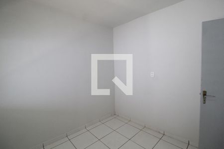 Quarto 1 de casa para alugar com 2 quartos, 70m² em Presidente Roosevelt, Uberlândia