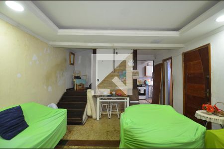 Sala de casa para alugar com 1 quarto, 188m² em Praça Seca, Rio de Janeiro