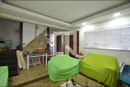 Sala de casa para alugar com 1 quarto, 188m² em Praça Seca, Rio de Janeiro