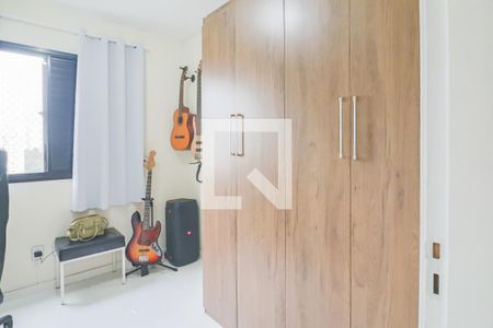 Quarto 1 de apartamento à venda com 2 quartos, 50m² em Jardim Celeste, São Paulo