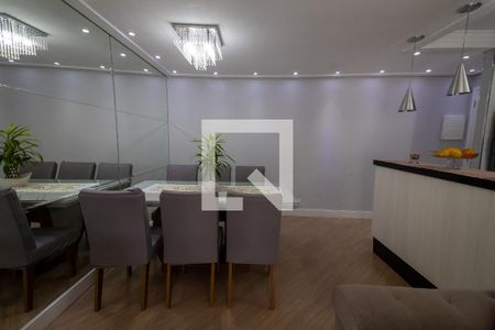 Sala de apartamento à venda com 3 quartos, 70m² em Sítio da Figueira, São Paulo