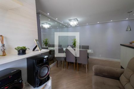 Sala de apartamento à venda com 3 quartos, 70m² em Sítio da Figueira, São Paulo