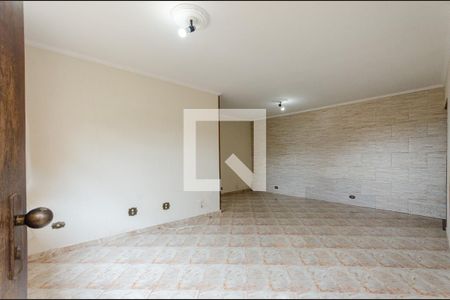 Sala de casa para alugar com 3 quartos, 200m² em Vila Cavaton, São Paulo