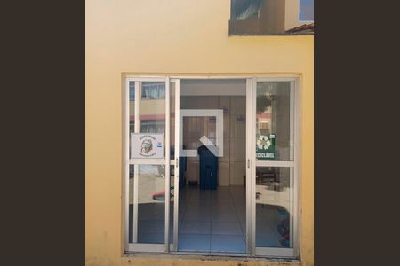 Apartamento para alugar com 50m², 2 quartos e 1 vaga Apartamento para alugar com 50m², 2 quartos e 1 vagaÁrea de coleta de lixo