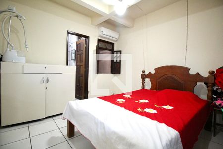 Suíte de casa para alugar com 4 quartos, 176m² em Boca do Rio, Salvador