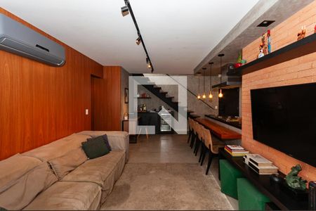 Sala de apartamento à venda com 2 quartos, 123m² em Alto de Pinheiros , São Paulo