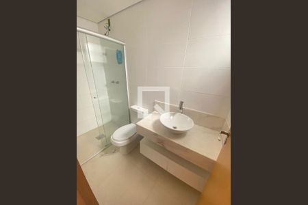 Banheiro de apartamento para alugar com 4 quartos, 277m² em Cabral, Contagem