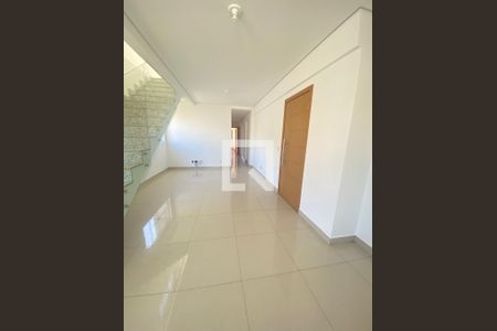 Sala de apartamento para alugar com 4 quartos, 277m² em Cabral, Contagem