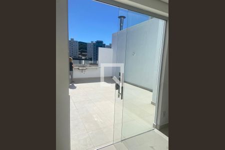 varanda de apartamento para alugar com 4 quartos, 277m² em Cabral, Contagem