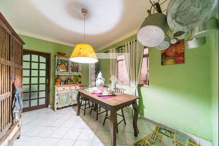 Sala de Jantar de casa à venda com 4 quartos, 256m² em Vila Pires, Santo André