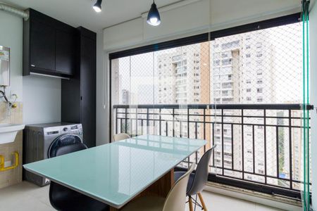 Sacada de apartamento para alugar com 1 quarto, 38m² em Vila Andrade, São Paulo