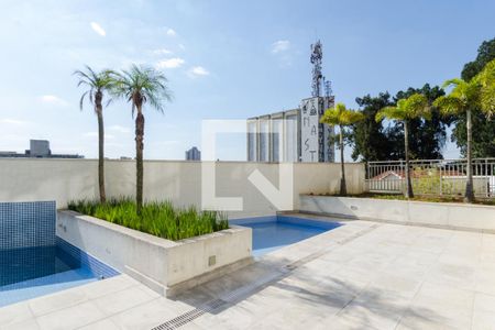 Apartamento à venda com 156m², 3 quartos e 3 vagas Apartamento à venda com 156m², 3 quartos e 3 vagasÁrea comum - Piscina
