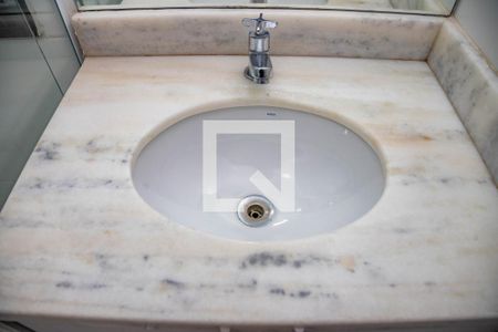 Apartamento à venda com 156m², 3 quartos e 3 vagas Apartamento à venda com 156m², 3 quartos e 3 vagasBanheiro cobertura