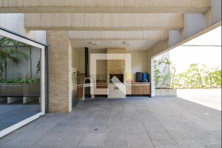 Apartamento à venda com 156m², 3 quartos e 3 vagas Apartamento à venda com 156m², 3 quartos e 3 vagasÁrea comum - Churrasqueira