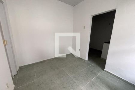 Sala de casa para alugar com 1 quarto, 40m² em Olavo Bilac, Duque de Caxias