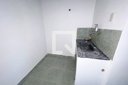 Cozinha de casa para alugar com 1 quarto, 40m² em Olavo Bilac, Duque de Caxias