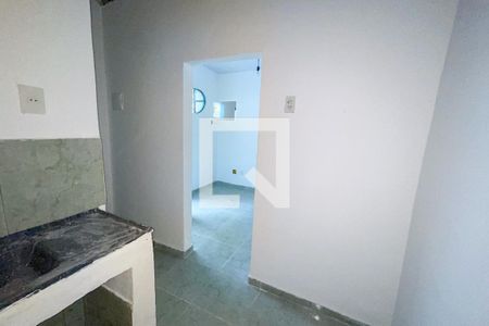 Cozinha de casa para alugar com 1 quarto, 40m² em Olavo Bilac, Duque de Caxias