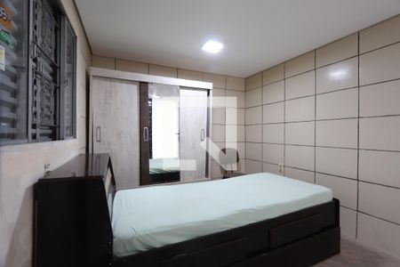 Sala/Quarto/Cozinha de casa para alugar com 1 quarto, 28m² em Jardim Clara Regina, São Paulo